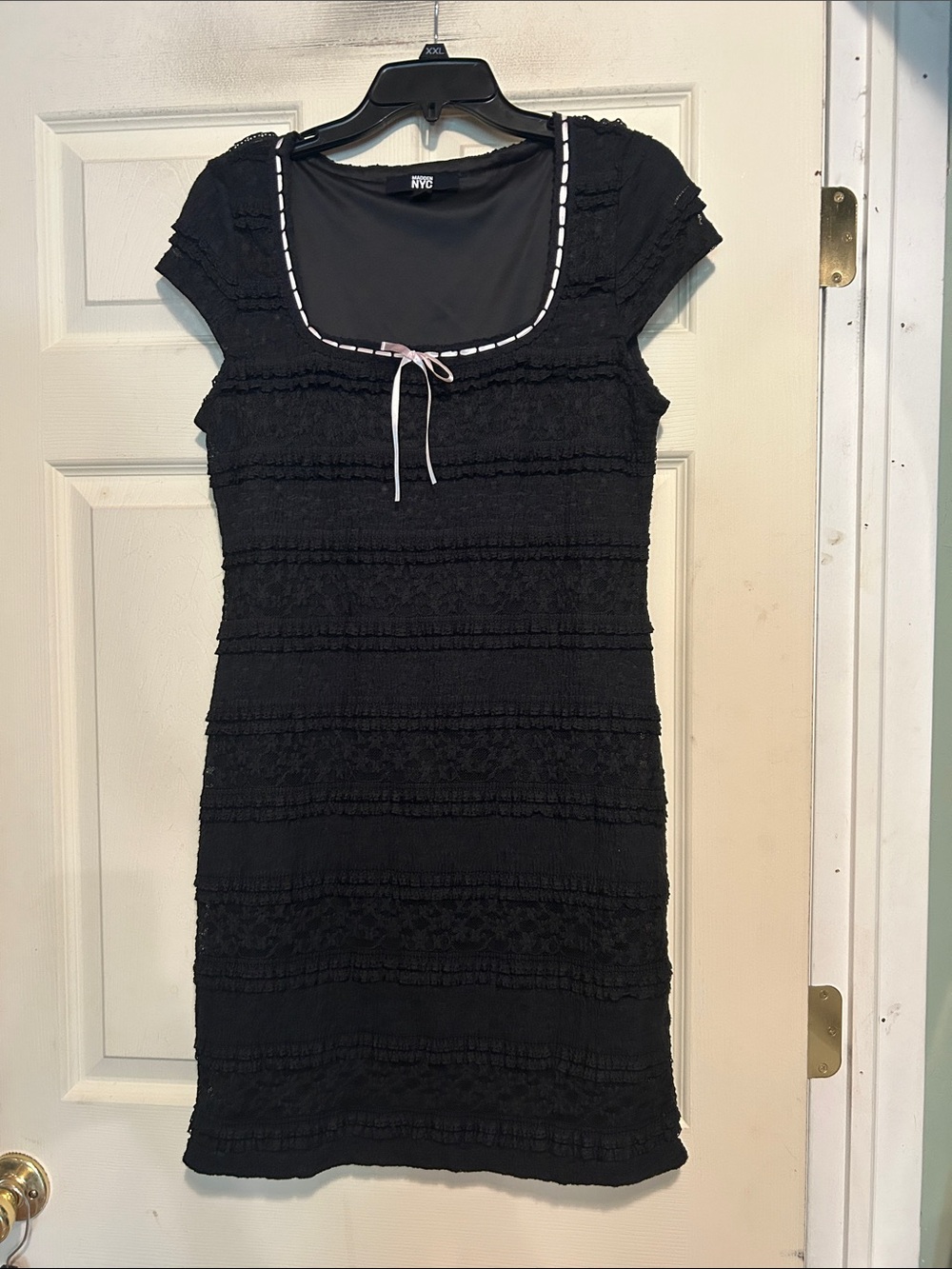 Madden NYC Black Short-Sleeve Dress with Contrast Trim Size Large